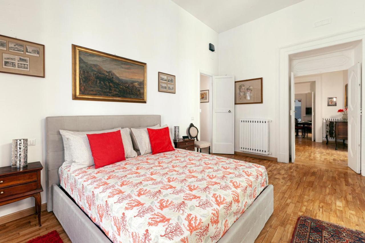 Teresella Suite Неаполь Екстер'єр фото