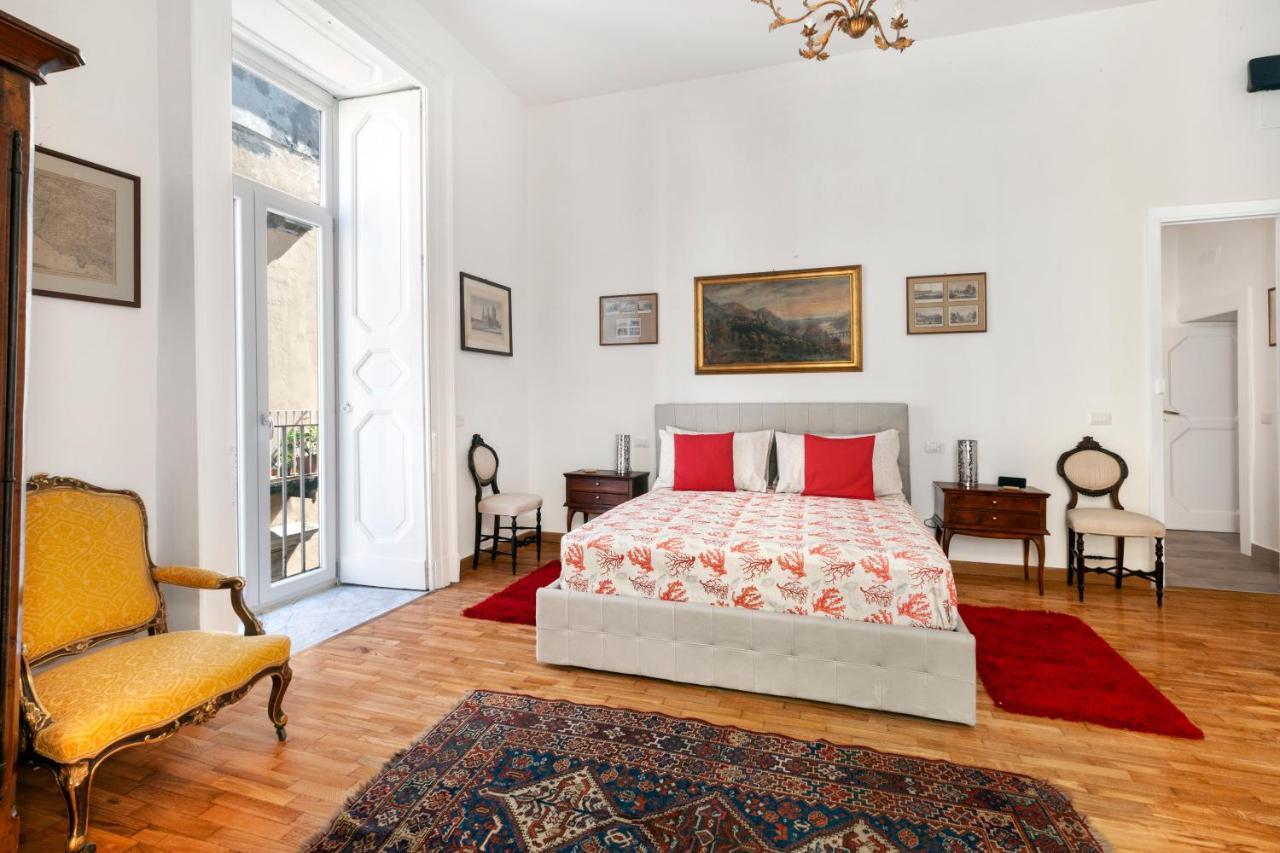 Teresella Suite Неаполь Екстер'єр фото